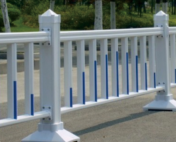 十堰護(hù)欄有哪些種類？